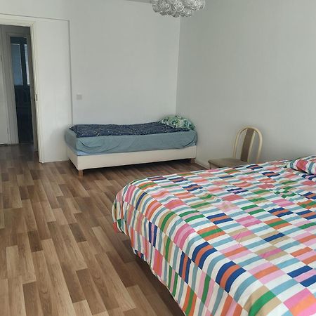 Apartamento Puotilan Rose Helsinki Exterior foto