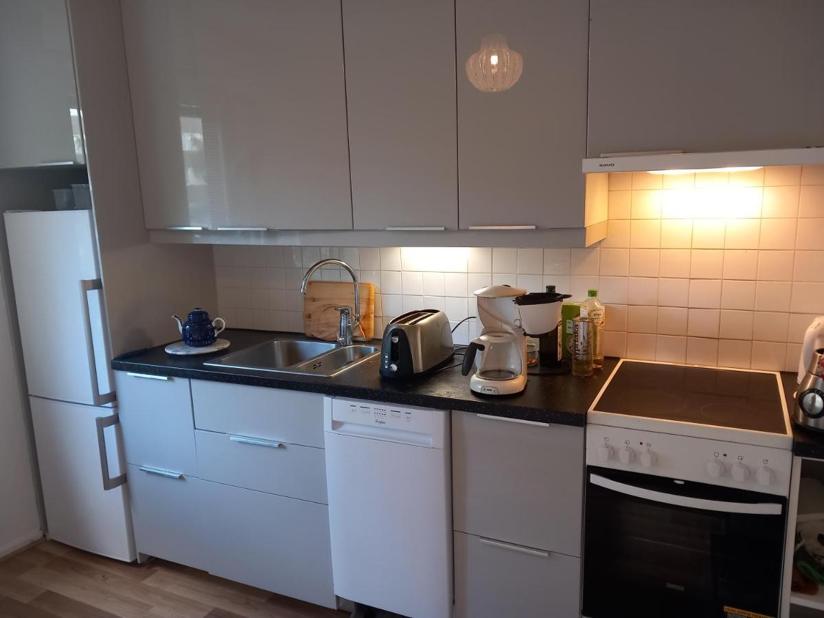 Apartamento Puotilan Rose Helsinki Exterior foto